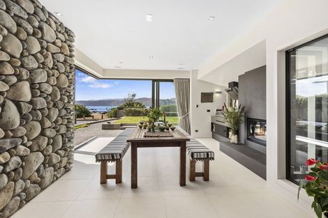 Photo of property in 160 Breaker Bay Road, Breaker Bay, Wellington, 6022