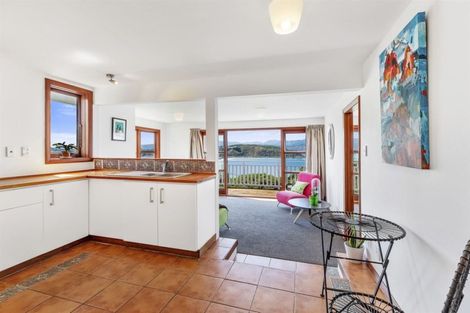 Photo of property in 49 Hungerford Road, Lyall Bay, Wellington, 6022