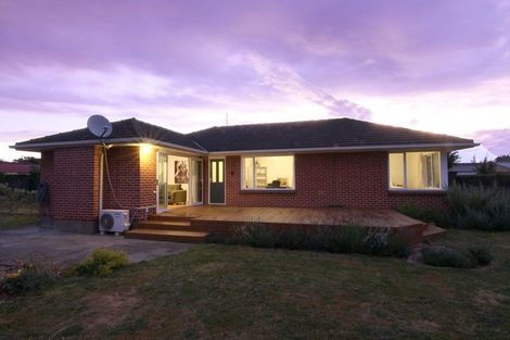 Photo of property in 25 Fairmont Place, Hornby, Christchurch, 8042