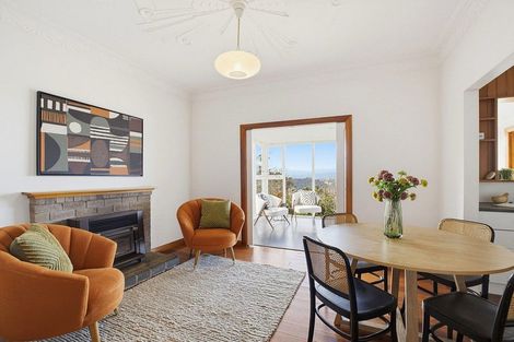 Photo of property in 121 The Ridgeway, Mornington, Wellington, 6021