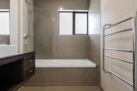 Photo of property in 5/7 Robins Road, Judea, Tauranga, 3110