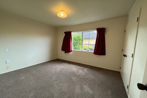 Photo of property in 34 Oxford Street, Fairfield, Hamilton, 3214