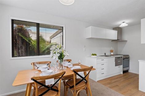 Photo of property in 2/260 Lincoln Road, Addington, Christchurch, 8024