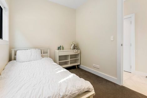 Photo of property in 236 Vipond Road, Stanmore Bay, Whangaparaoa, 0932