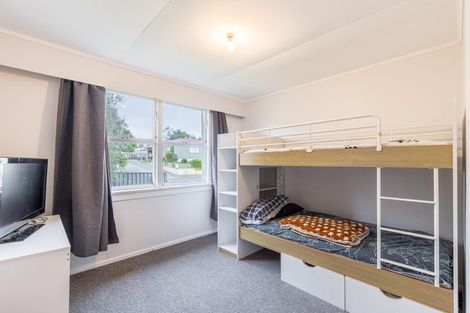 Photo of property in 4 Cambridge Terrace, East Gore, Gore, 9710