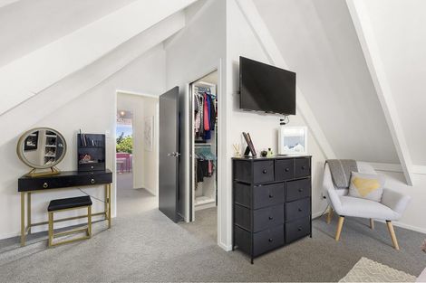 Photo of property in 68 Eskdale Road, Papakowhai, Porirua, 5024