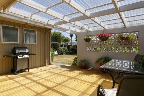 Photo of property in 66 Kurupae Road, Hilltop, Taupo, 3330