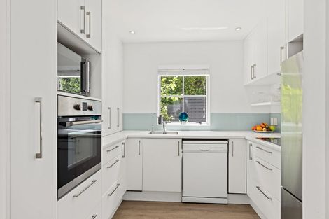 Photo of property in 1/35 Newhaven Terrace, Mairangi Bay, Auckland, 0630