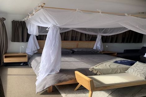 Photo of property in 103 Stanmore Bay Road, Stanmore Bay, Whangaparaoa, 0932