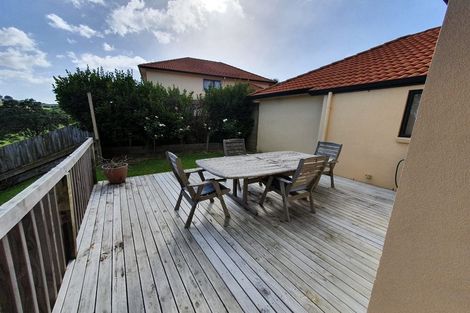Photo of property in 44 Parkwood Crescent, Gulf Harbour, Whangaparaoa, 0930