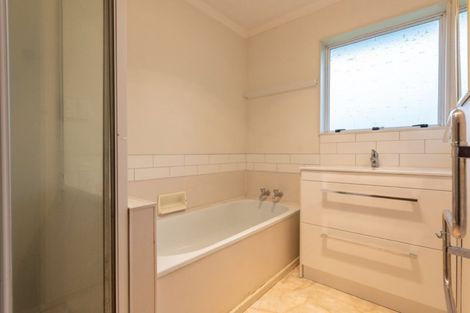 Photo of property in 68 Highbury Drive, Levin, 5510