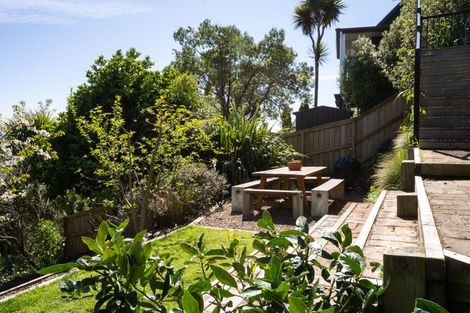 Photo of property in 3 Roland Lane, Mount Pleasant, Christchurch, 8081