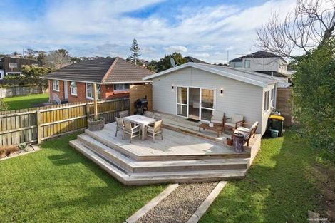 Photo of property in 1/63 Stanley Avenue, Milford, Auckland, 0620