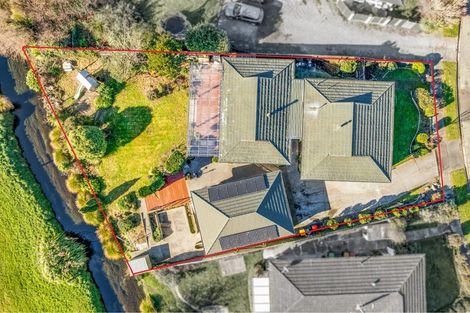 Photo of property in 18 Bidwell Place, Hillmorton, Christchurch, 8025