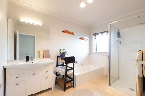 Photo of property in 22d Weka Street, Mangawhai, 0505