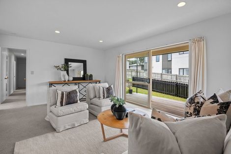 Photo of property in 1/14 Elliott Avenue, Bayview, Auckland, 0629