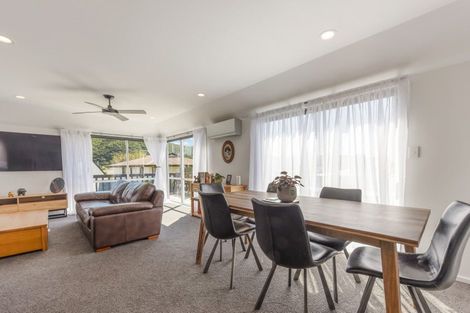 Photo of property in 19 Turners Road, Waikawa, Picton, 7220