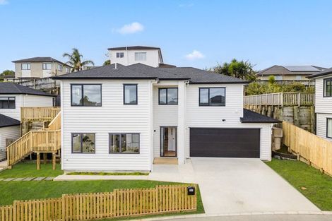 Photo of property in 20 Mara Way, Sunnyvale, Auckland, 0612