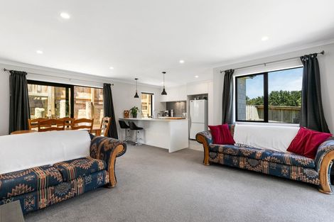 Photo of property in 310a Lakes Boulevard, Pyes Pa, Tauranga, 3112