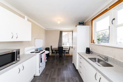 Photo of property in 28 Lower High Street, Marton, 4710