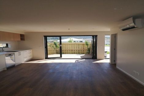 Photo of property in 2/26 Fitzherbert Road, Wainuiomata, Lower Hutt, 5014