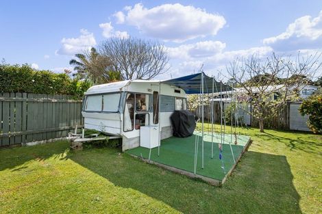 Photo of property in 4 Pohutukawa Drive, Athenree, Katikati, 3177