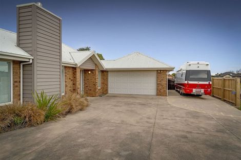 Photo of property in 4 Goldie Place, Rolleston, 7614