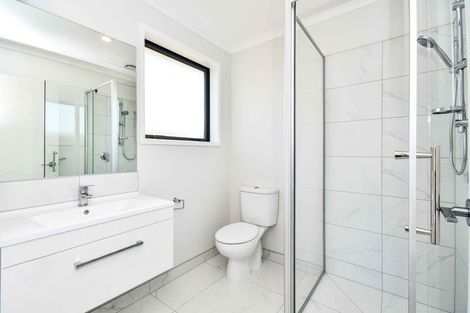 Photo of property in 32 Korowhiti Road, Clarks Beach, 2122