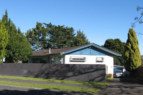 Photo of property in 3 Hobart Crescent, Wattle Downs, Auckland, 2103