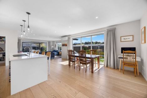 Photo of property in 63 Minaret Ridge, Wanaka, 9305