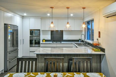 Photo of property in 48 Helenvale Crescent, Pokeno, 2402