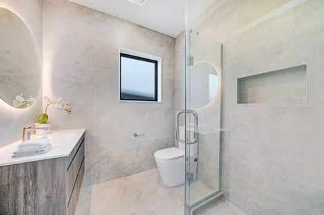 Photo of property in 8 Evergreen Parade, Rosehill, Papakura, 2113