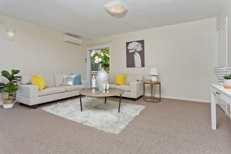 Photo of property in 1/33 Hythe Terrace, Mairangi Bay, Auckland, 0630