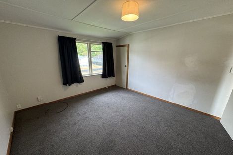 Photo of property in 7 Wainhouse Street, Stokes Valley, Lower Hutt, 5019