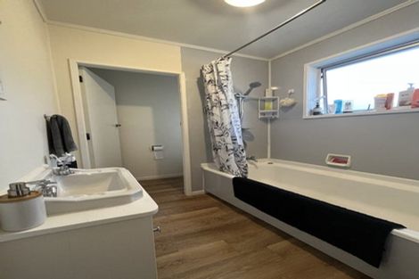 Photo of property in 1/15 Hutcheson Street, Nelson South, Nelson, 7010