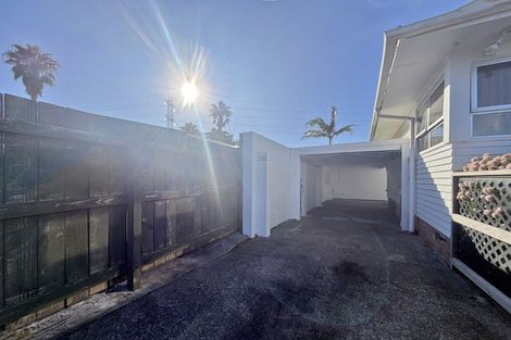 Photo of property in 17 Pandora Place, Pakuranga, Auckland, 2010