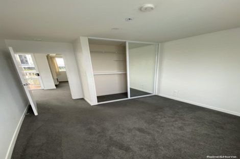 Photo of property in Beaumont Apartments, 14/12 Maunganui Road, Mount Maunganui, 3116