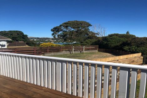 Photo of property in 26 Penryn Drive, Camborne, Porirua, 5026