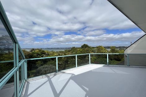 Photo of property in 1/94 Jutland Road, Hauraki, Auckland, 0622