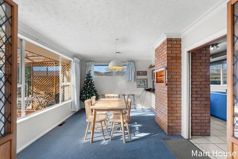 Photo of property in 18 Bidwell Place, Hillmorton, Christchurch, 8025