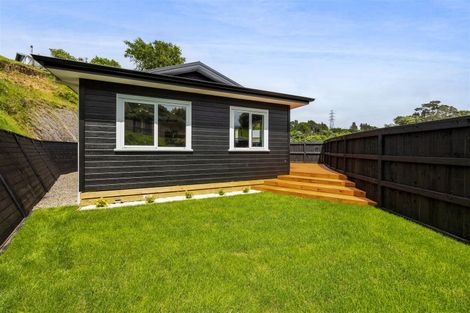 Photo of property in 23b Heta Road, Highlands Park, New Plymouth, 4312