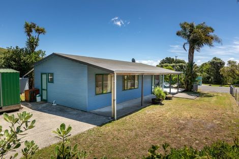 Photo of property in 1130 Abel Tasman Drive, Ligar Bay, Takaka, 7183