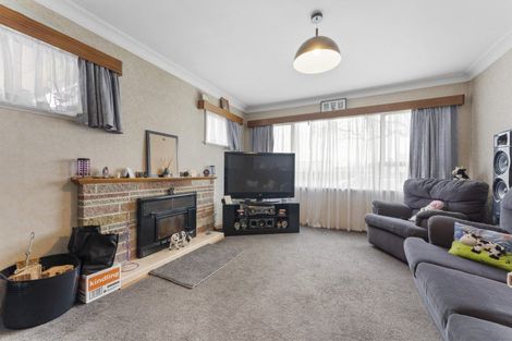 Photo of property in 607 Queen Street East, Levin, 5510