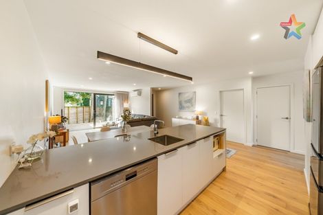 Photo of property in 1b Wai-iti Crescent, Woburn, Lower Hutt, 5010