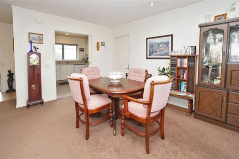 Photo of property in 63 Grosvenor Gardens, Flagstaff, Hamilton, 3210