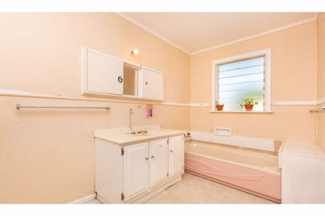 Photo of property in 333 Peachgrove Road, Fairfield, Hamilton, 3214