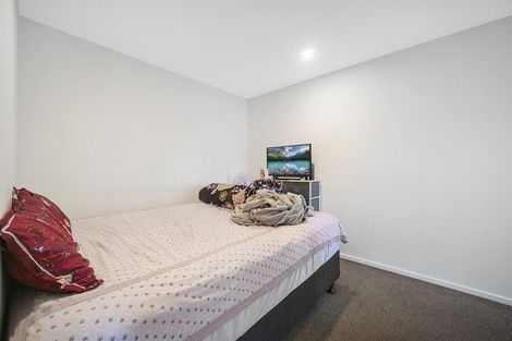 Photo of property in 30 Arapapa Road, Papakura, 2110