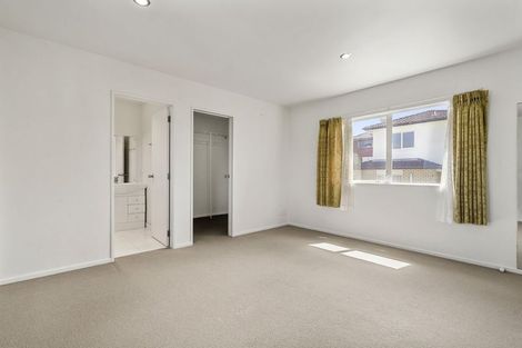 Photo of property in 16a Becroft Drive, Forrest Hill, Auckland, 0620