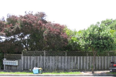 Photo of property in 2/24 Blockhouse Road, Avondale, Auckland, 1026