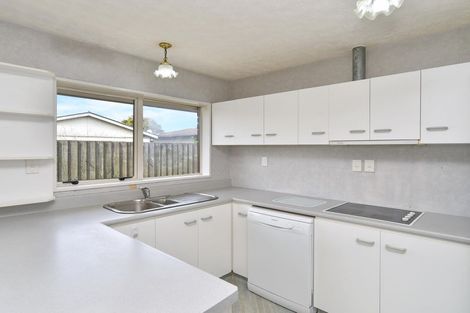 Photo of property in 37d Highsted Road, Bishopdale, Christchurch, 8053